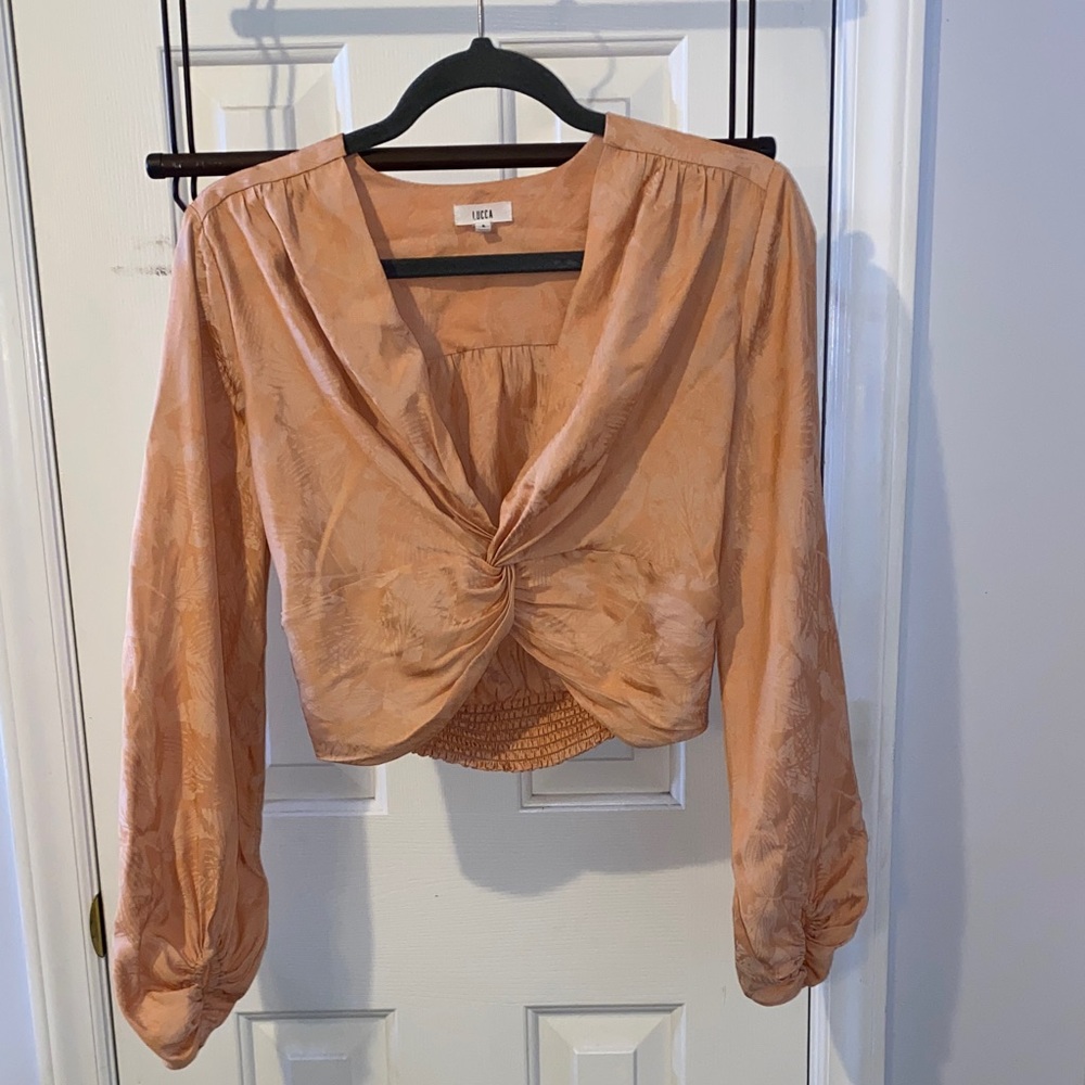 Lucca Couture LS Twist front balloon sleeve blouse sz. S EUC Peach